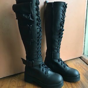Current mood obsidian picket combat boots